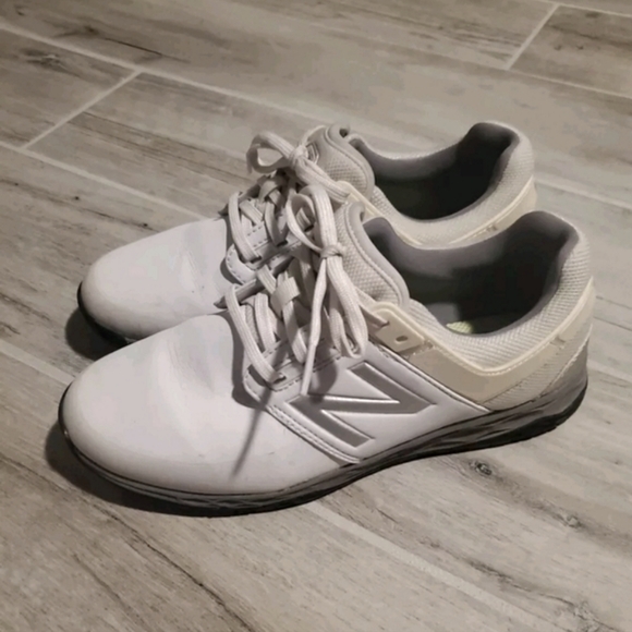 New Balance NB Ladies White Golf Cleats Shoes Size 7 NBGW4000WT preppy - Picture 1 of 5